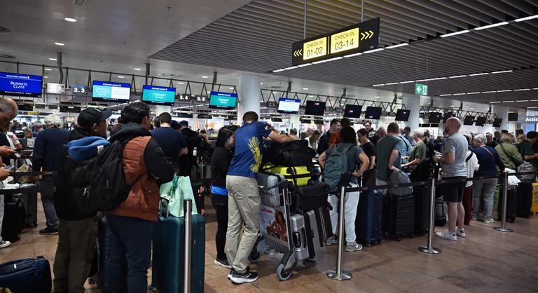 Lépett az Európai Unió, még nagyobb káosz jöhet a reptereken