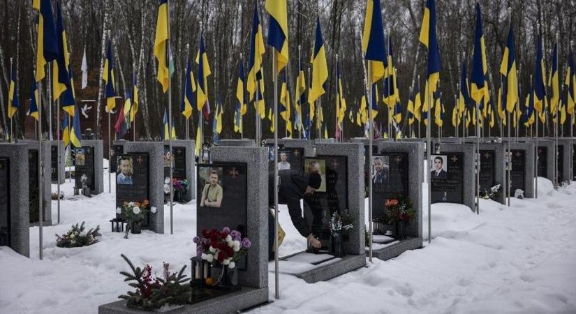 Ukrajna a gyász országa lett: borzasztó fájdalom tölti ki a helyiek mindennapjait, nem messze Magyarországtól