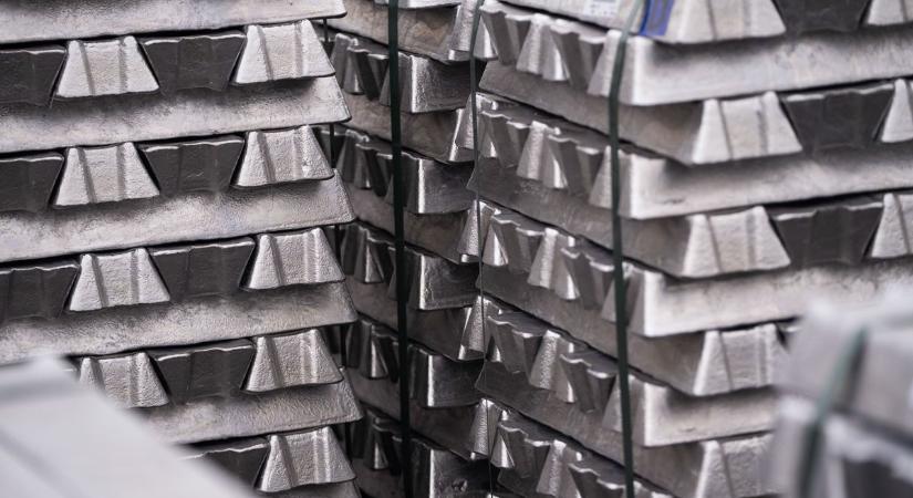 Megvan a megoldás, hogy hogyan juttassák ki a piacra a világ egyik legfontosabb fémjét az iráni konfliktus ellenére –meglepő kerülőút jött a képbe