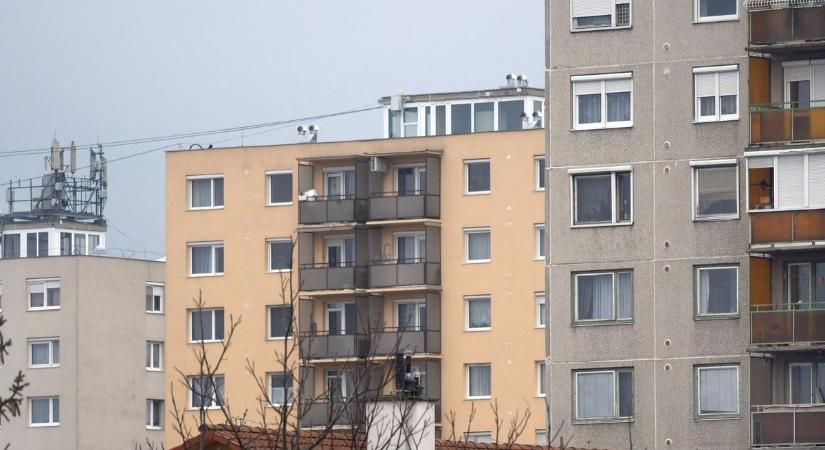 Menekültek a lakók a borsodi társasházból: borzasztó, mire szánta el magát valaki végső elkeseredésében