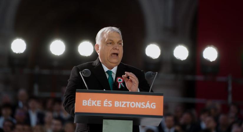 „Baj van a toronyban odaát” – Orbán reagált arra, hogy Magyar Péter szerint ázsiaiakat buszoztattak az országjárás egri helyszínére