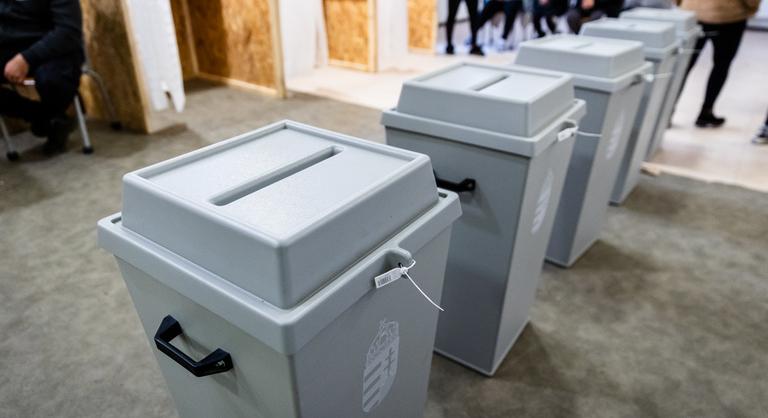 21 Kutatóközpont: Pócs János körzetében fej fej mellett a Fidesz és a Tisza, Borsodban vezet Koncz Zsófia