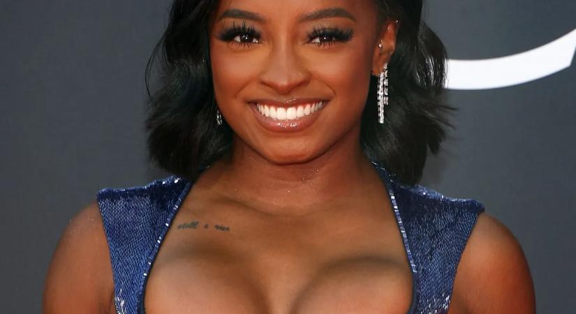 Bikiniben is megmutatta új formáit Simone Biles