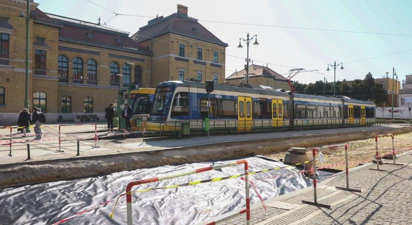 Káosz az Indóház téren: teljesen átalakult a közlekedés