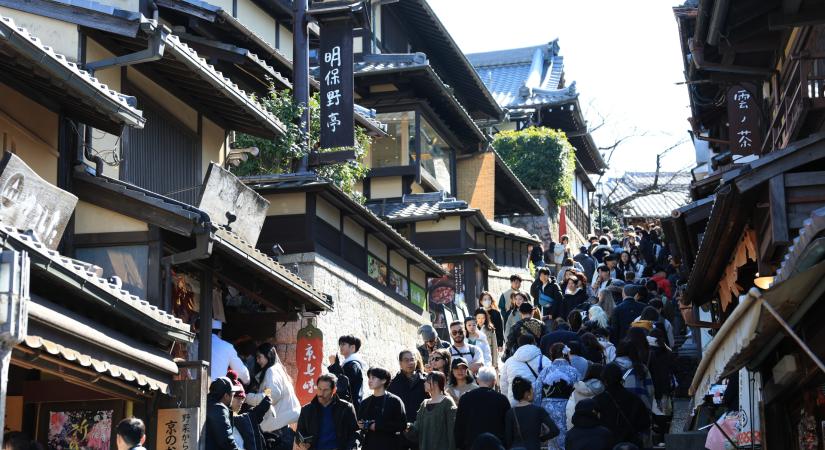 Erre kevesen számítottak: hiába dübörög a diplomáciai csatározás Japán és Kína között, az egyik szektor tovább szárnyal