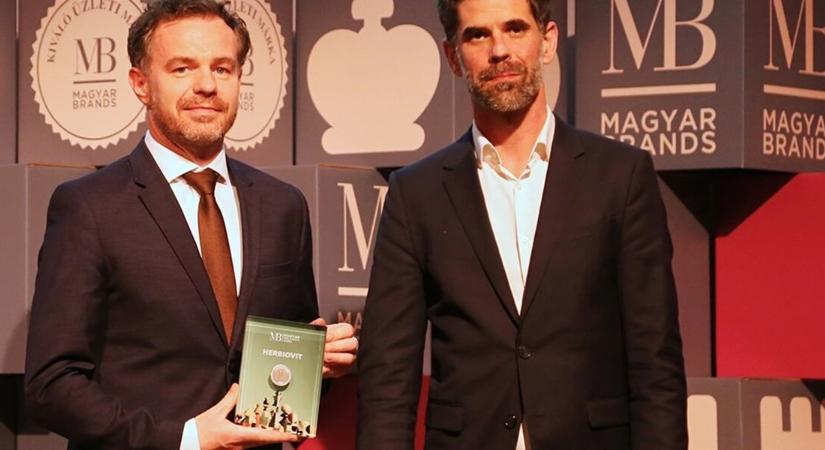 Már nem olyan, mint a nagyi krémje: döbbenetes, mit művelt a gyógynövényekkel ez a hazai márka