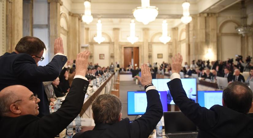 Cirkusz a költségvetési vitán: kétszer is leszavazták a PSD indítványát