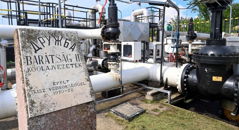 Politico: Orbán Viktor határozottsága célba ért, Ukrajna térdre kényszerül Magyarország ellen