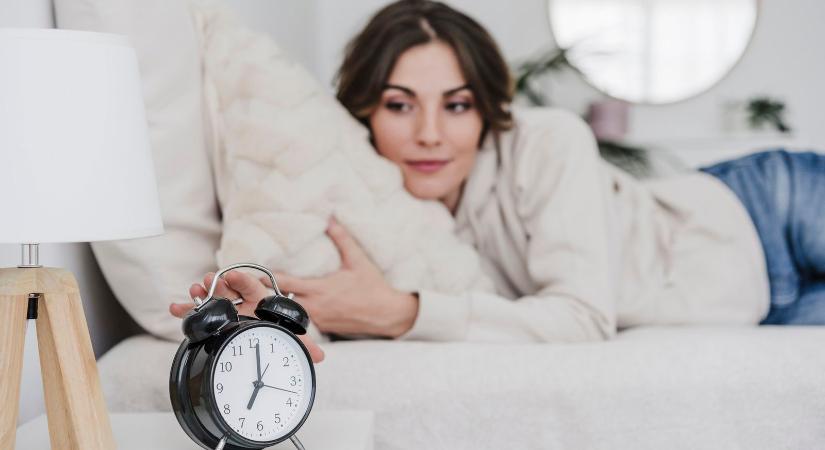 Korábban jön az óraátállítás, erre készülni kell már most