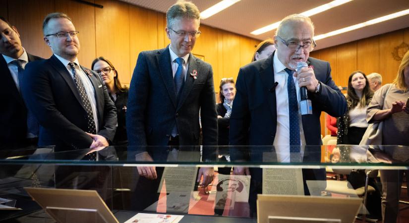 Hazatért a nemzet írója – Wass Albert hagyatéka az Országos Széchényi Könyvtárban