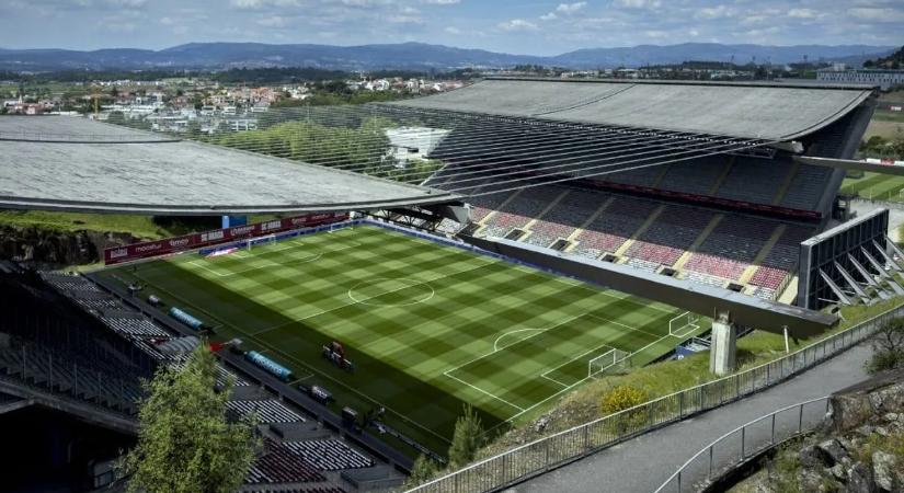 A Fradi a világ legkülönlegesebb stadionjában készül szenzációra – képek, videó