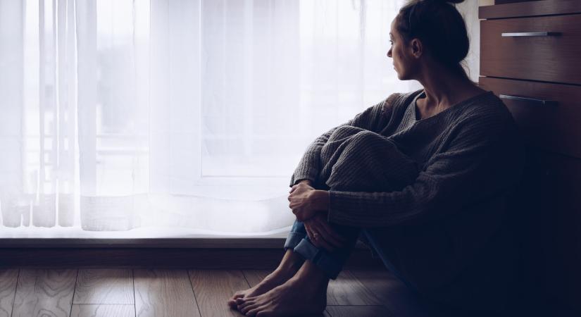 40 felett sokan érzik magukat magányosnak, nagy részüknek nincs ideje magára