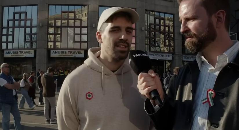 „Kicsit lehangoló” – élő adásban ismerte be a tiszás influenszer, hogy lépten-nyomon fideszesekbe botlik