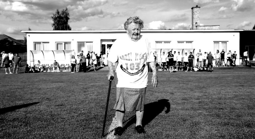 Elhunyt az ország egyik legidősebb embere, Erzsi néni egész életét Győrszentivánon töltötte