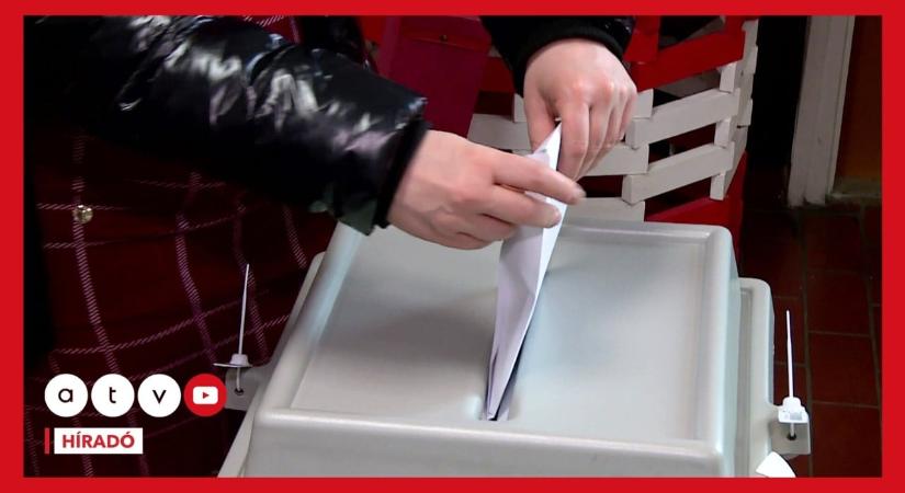 A választási iroda csaknem félmillió szavazási levélcsomagot postázott