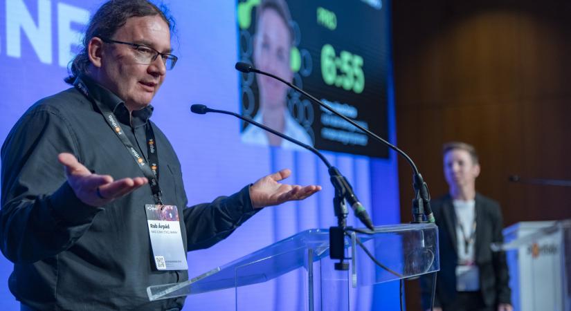 A vita nem az, hogy „jó-e az AI”, hanem hogy ki neveli a gyereket valójában