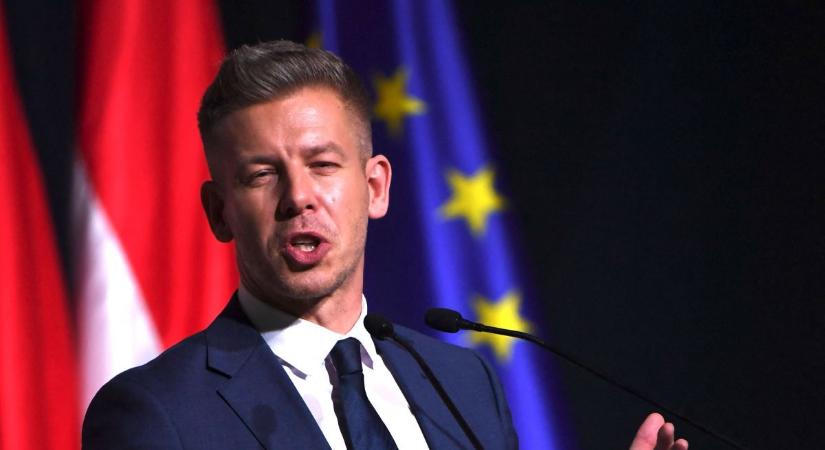 Mellébeszél a Tisza Párt a migrációval kapcsolatban, de pont azt teszik, amit az Európai Néppárt elvár tőlük