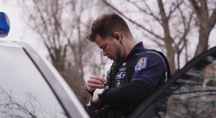 A kicsinyes hatalomgyakorlás iskolapéldája - Kárpáti Iván jegyzete