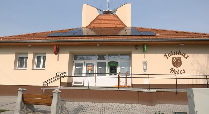 Szolgáltatások egy helyen, a modern faluházban