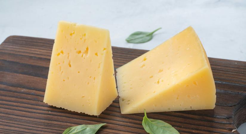 Hol a legolcsóbb most a trappista sajt? Heti akciók a Penny, Aldi, Spar és Tesco kínálatából