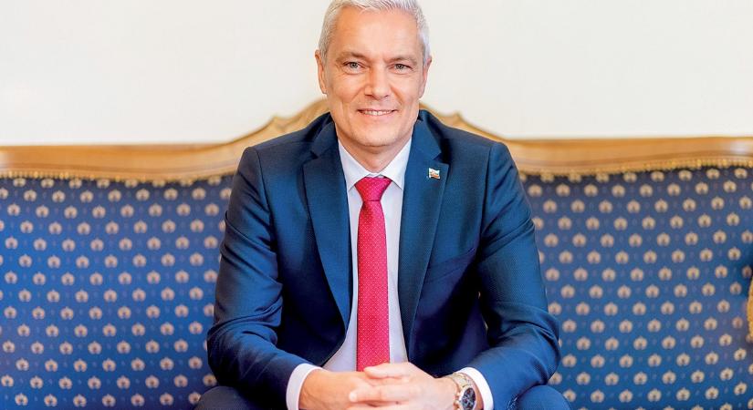 Ferenčák politikai megtorlásnak tekinti a kizárását