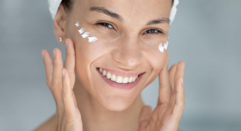 Tavaszi ragyogás: 8 tipp a kombinált bőr megújítására