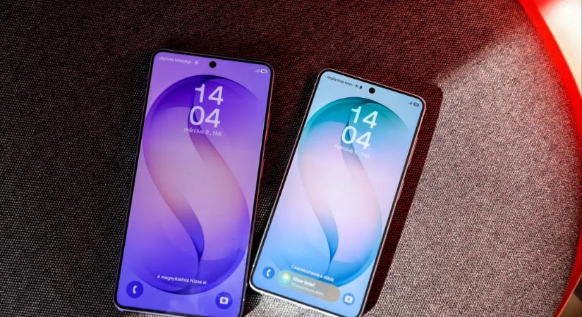 Ha utálja, amikor a metrón a telefonját bámulják, akkor a Samsung új készülékét biztosan szeretni fogja