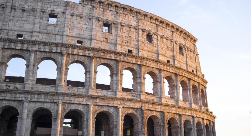 Már látható, mennyivel nagyobb volt a római Colosseum, mint most