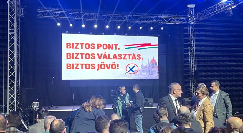 Pásztor: Legyünk erősek, egységesek, és akkor elpusztíthatatlanok leszünk!