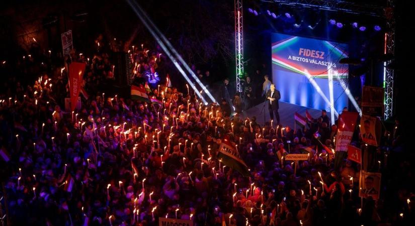 Duplázódó hallgatói létszám, épülő Paks II.: sikerekről beszélt Süli János Orbán Viktor országjárásán