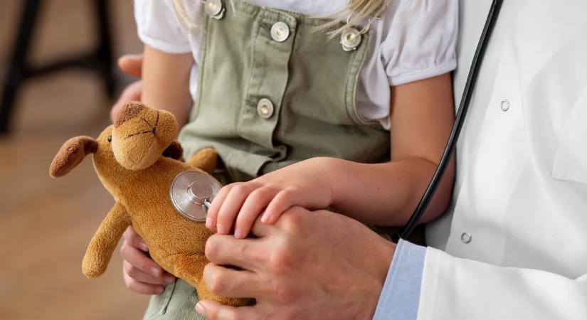 Igazi csoda: a hatéves kislány szíve hirtelen megállt, de ami ezután történt arra nincsenek szavak