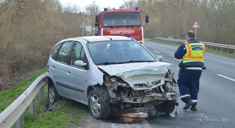 Súlyosan megsérült egy fiatal sofőr a 8-as főút vasi szakaszán