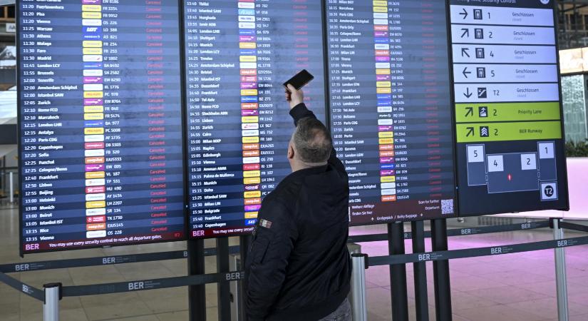 Véget ért a sztrájk, pótjáratokkal indult újra a forgalom a berlini repülőtéren