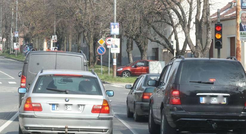 Hatalmas változás jön a szekszárdi közlekedésben – Heteken belül indul a rendszer