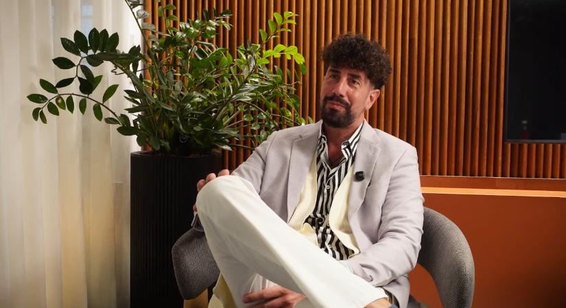 „Selyemfiú voltam” – sokkoló múltjáról vallott a Határtalan szerelem sztárja