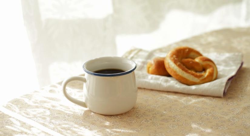 Csütörtöki friss hírek, forgalom, időjárás – Reggeli pakk