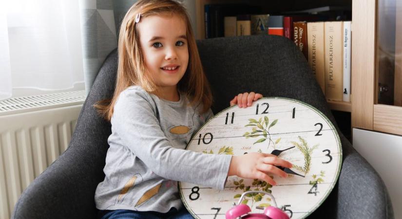Óraátállításnyűgös gyerek – vasi orvos ad tippeket, hogyan tegyük könnyebbé a családnak