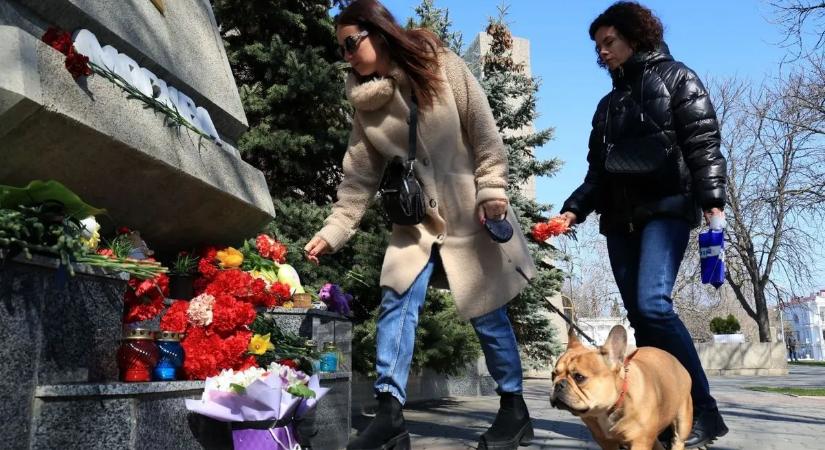 Robbanások a megszállt Krímben: ukrán dróntámadás érhette Szevasztopolt