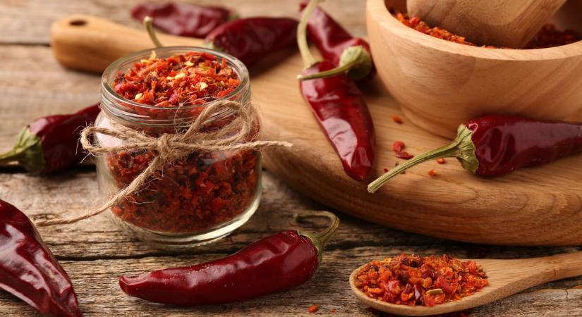 Tűzpróba a konyhában: Gianni és Miki belekóstol a legcsípősebb csiliszószokba