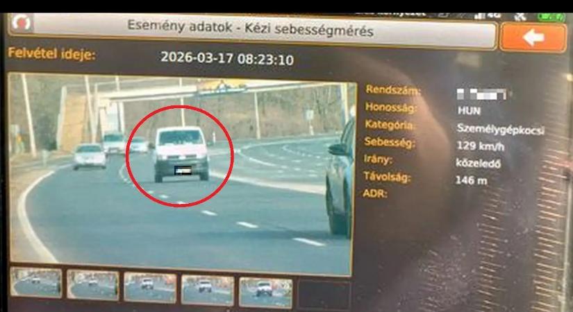 Majdnem 130 km/óráig nyomta a furgonnak! Mutatjuk, mekkora bírság lett a vége!