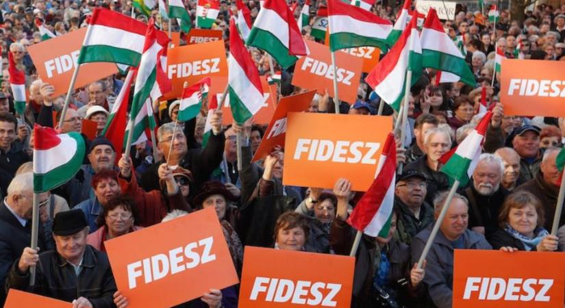 Erősödik a Fidesz - írja a Nézőpont Intézet