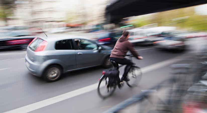 Napokon belül rengeteg bicikli lepi el a magyar fővárost