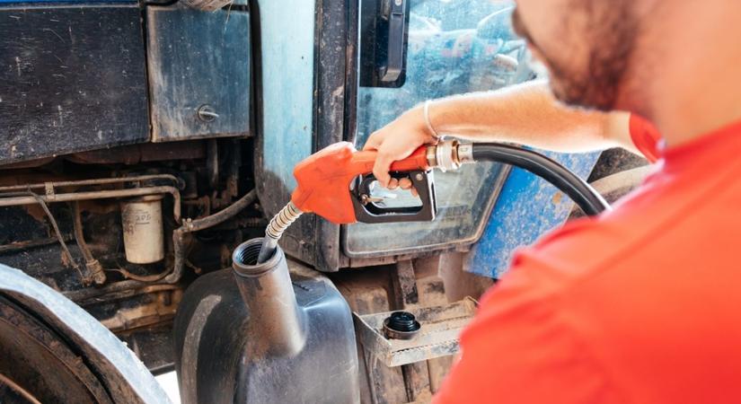 A gazdákra is vonatkoznak a védett üzemanyag árak