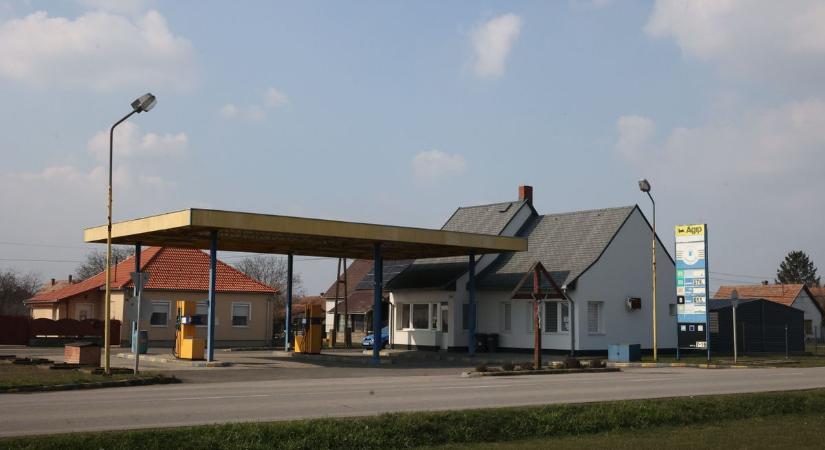Feloldották a mennyiségi korlátozást az őcsényi és a bogyiszlói benzinkutakon