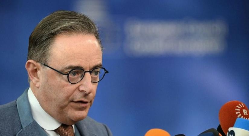 A belga miniszterelnök kikotyogta Brüsszel B-tervét: az Unió minden követ megmozgat, hogy átgázoljon Magyarországon