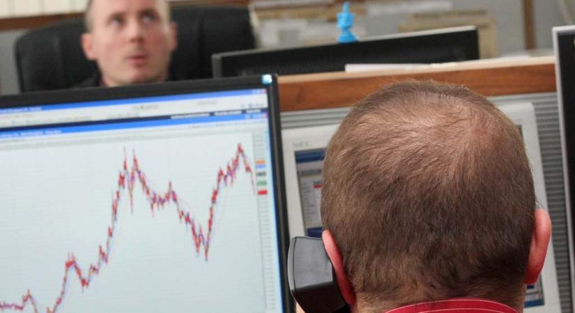 Feszültség a piacokon, egekben a Brent és a földgáz ára