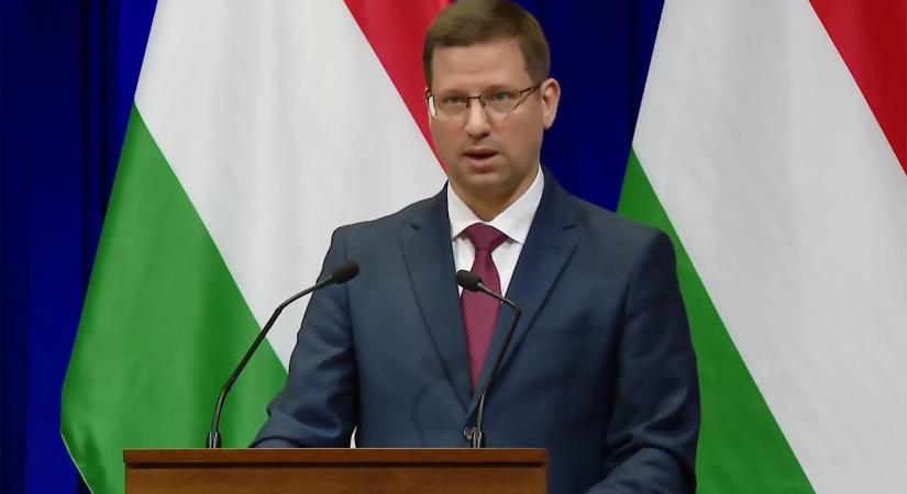 Gulyás Gergely: Senkinek nem kell 30 millió forintért vécé, közpénzekkel felelősen kell gazdálkodn