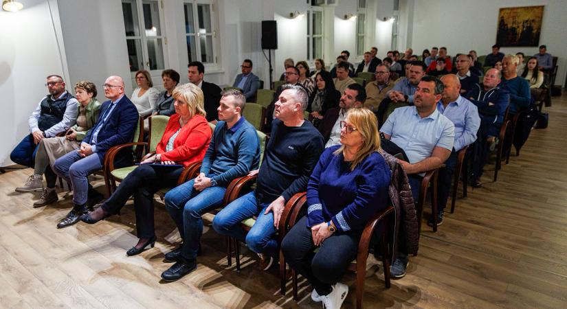 2100 milliárd forint a kkv-knak: Gazdasági fórumot tartottak a Demján Sándor Programról Nagyatádon