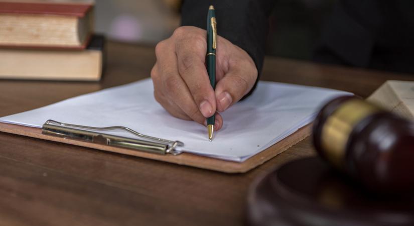 Újabb devizahiteles ügyben döntött az EU bírósága: fordulat jöhet a magyar károsultaknak?