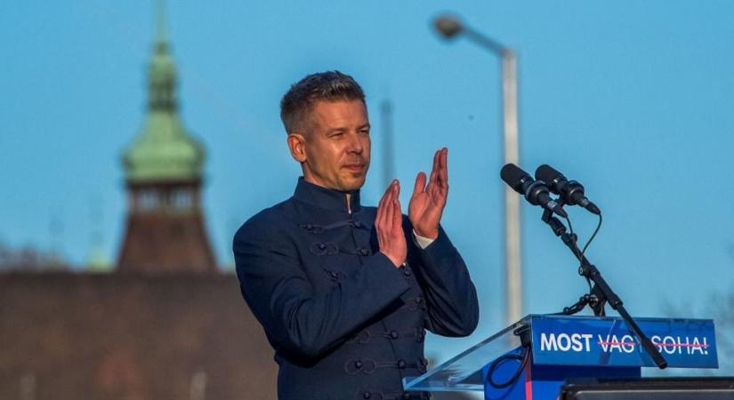 Magyar Péter váltig állítja: a Tisza készen áll a kormányzásra – a párt jelöltjei mindeközben teljesen szét vannak esve (VIDEÓ)